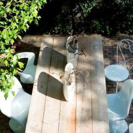 Holiday Romantique
